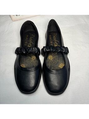 Blowfish Black Slip-On Flats Classic Maryjane